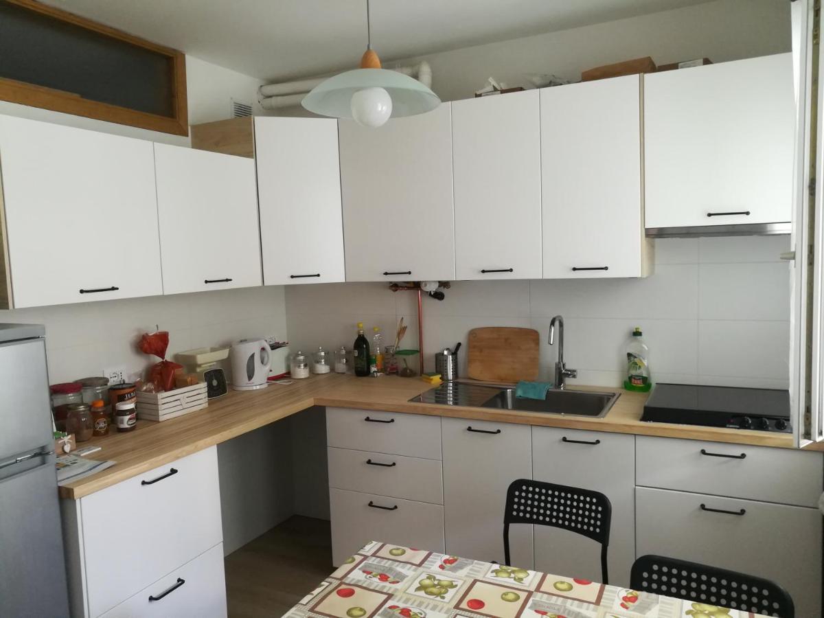 B&B Color Rovereto Rovereto  Luaran gambar